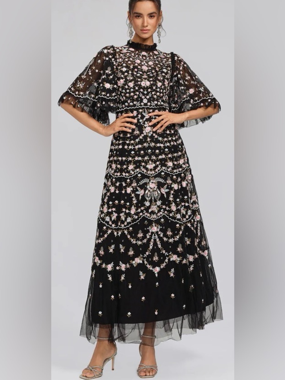 RICH RADI Q’S Embroidered Floral Ruffled Tulle Dress beaded luxury Sz M NWT